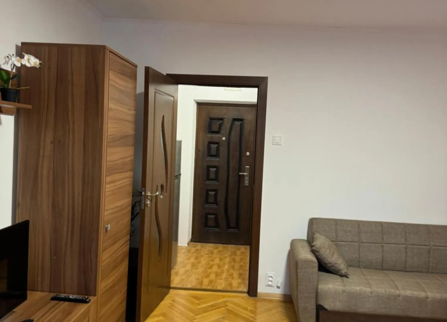 Titanii Park Apartment 布加勒斯特