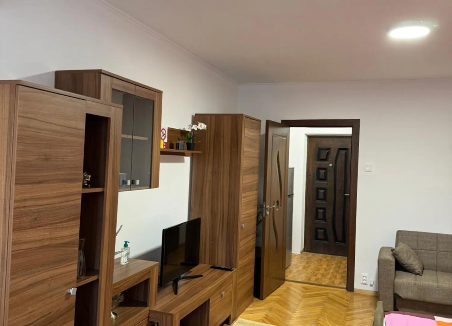 Titanii Park Apartment Bucarest 0*,